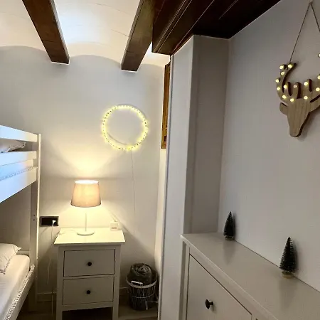 Lo Attic De Apartment Sort